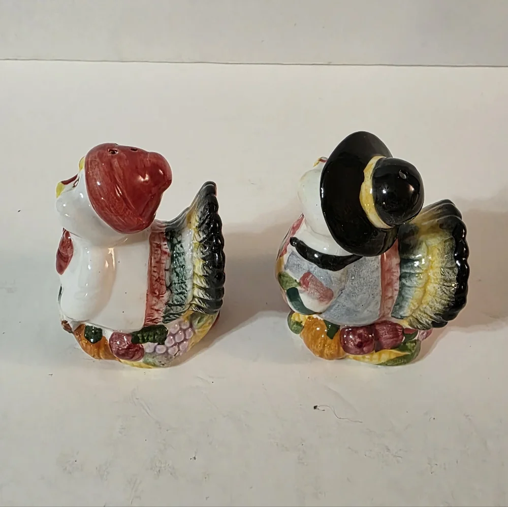 Goofy Turkey Harvest Salt Pepper Shaker Set Thanksgiving Fall Harvest  #242